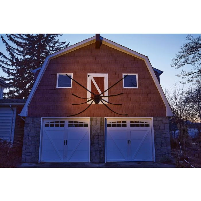 Fun World Gigantic Climbing Spider 1 Fun World Gigantic Climbing Spider